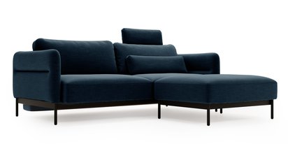 Canapé trois places Solianero avec pouf tressé bleu marine