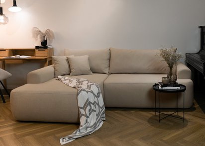 Ovo L-shaped corner sofa with sleeping function with a container in easy-to-clean fabric