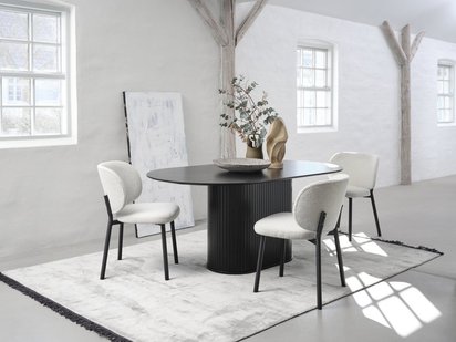Oval table Gativel 95x180 black oak