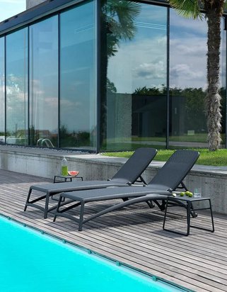 Atlantico Nardi garden lounger made of certified anthracite material