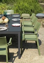 Trill Nardi garden chair with armrests made of certified green material