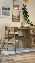 Gativel round table 120 cm with a round base, natural oak slats